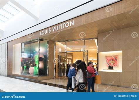 louis vuitton king of prussia mall|king of prussia mall hours.